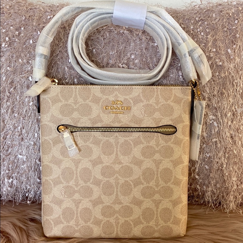 NWT Coach Mini Rowan File Bag In Signature Canvas - Picture 7 of 9